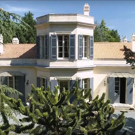Chateau La Moune Montussan
