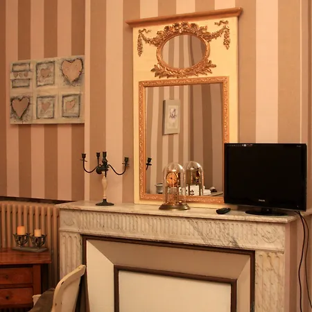 Bed & Breakfast Chateau La Moune Montussan