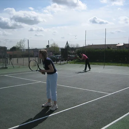 Chateau La Moune 4* Montussan