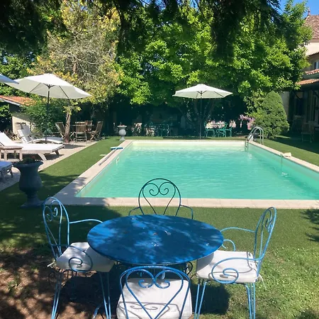 Bed & Breakfast Chateau La Moune Montussan