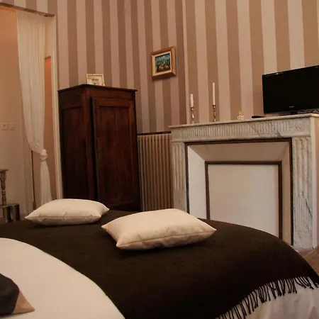 Chateau La Moune 4* Montussan