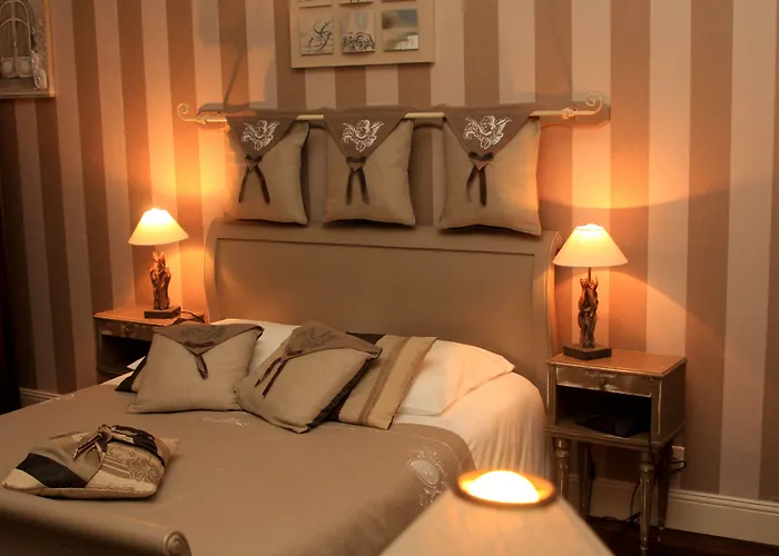 Frühstückspension Chateau La Moune 4*