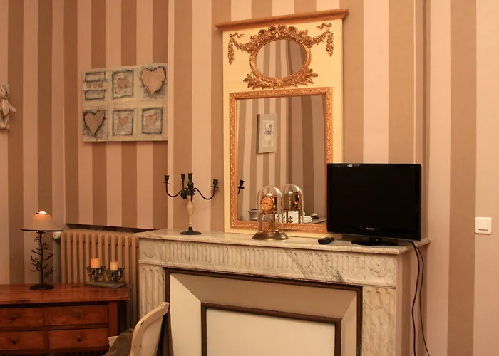 Bed & Breakfast Chateau La Moune Montussan