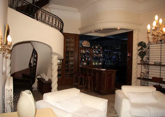 Chateau La Moune 4* Montussan