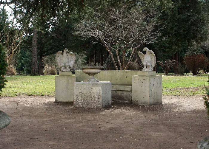 Bed & Breakfast Chateau La Moune Montussan