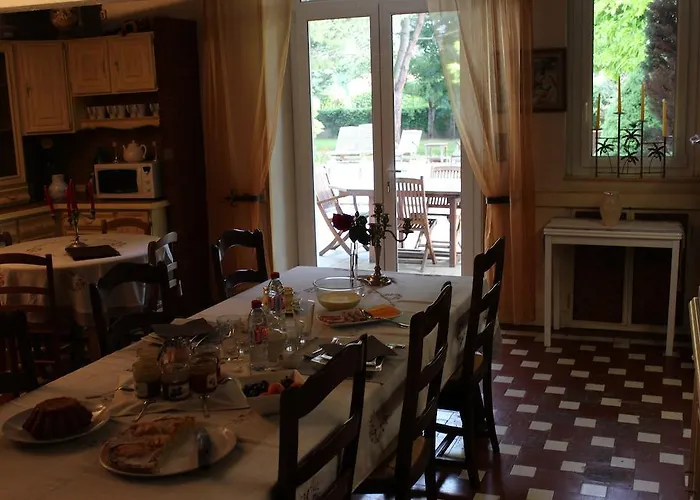 Chateau La Moune Montussan